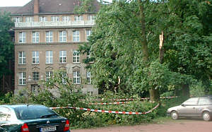 Am Lehrerparkplatz